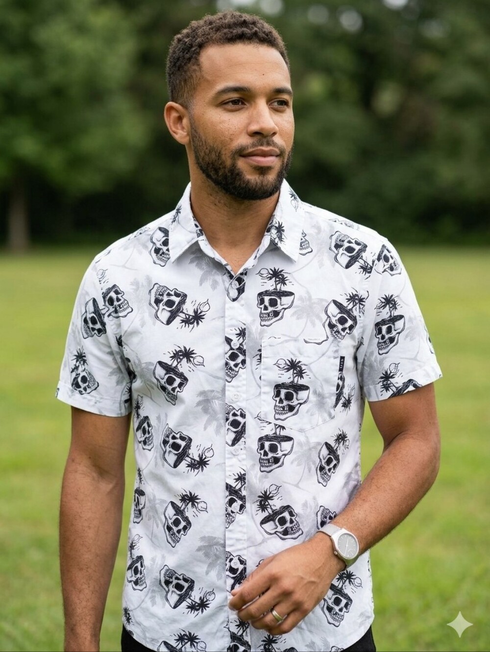 WXYZ MFG Co "Skull Island" Short-Sleeve Button-up Shirt Size Small
